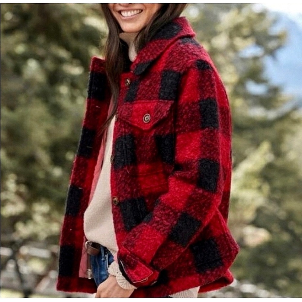 Sundance Buffalo Plaid Shacket Womens Small Red Black Excellent Quilted Boucle